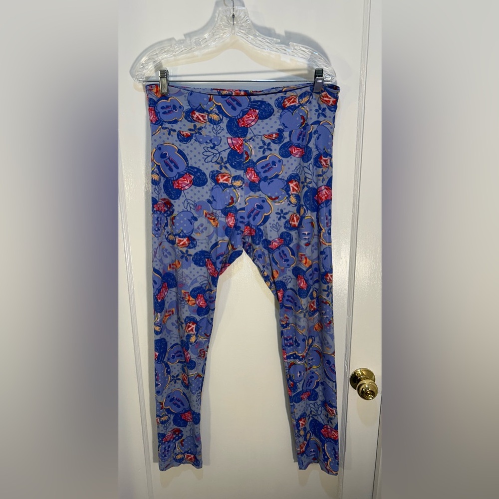 LuLaRoe Women’s Tall & Curvy Leggings Minnie Mouse Pattern